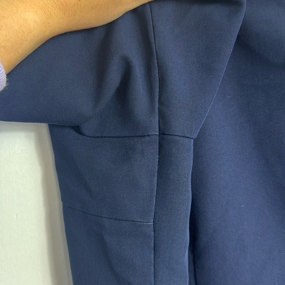 Figs Casma Three-Pocket Scrub Top Navy Blue Size Large - Picture 6 of 11